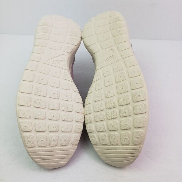 Nike Roshe One Womens Size 9 Plum Chalk True Berry Low Sneaker Shoes 844994-501 - Picture 7 of 8